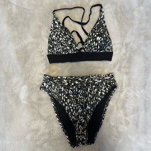 Shade & Shore Black and Green Bikini